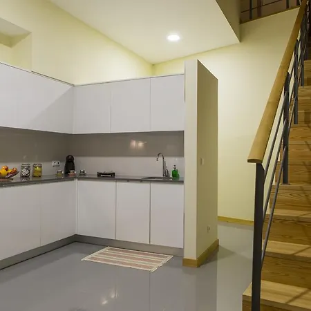 Mouzinhos Place 公寓 *