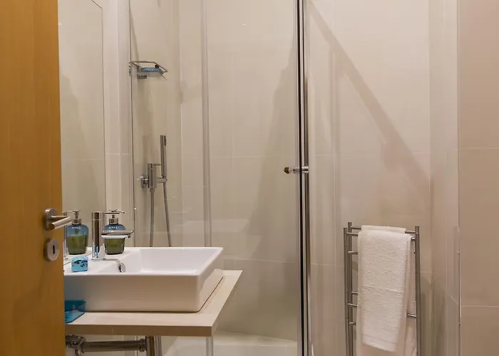 Mouzinhos Place Porto